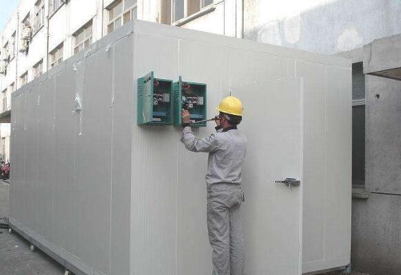 91免费黄片观看维修告诉您：保鲜冷库玻璃门起雾怎么办